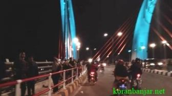 Jembatan Sungai Alalak Banjarmasin Jadi Destinasi Wisata Dadakan
