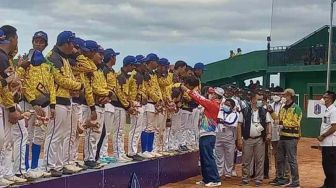 Tumbangkan DKI Jakarta, Tim Sofbol Putra Lampung Sabet Medali Emas di PON XX Papua 2021