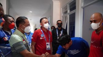 Tinjau Wisma Atlet di Merauke, Menpora Amali Pastikan Semua Dalam Kondisi Baik