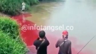 Heboh Sungai Cisadane Berwarna Merah, DLH Tangsel: Bukan Limbah Pabrik, Tapi...