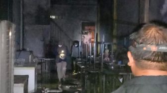 Diduga Kompor Meledak, Restoran Teras Japan di Palembang Terbakar