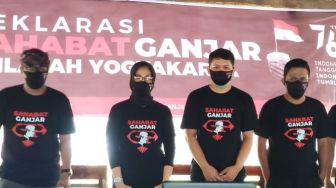 Relawan: Sentilan Natalius Pigai ke Jokowi dan Ganjar Tak Perlu Direspons