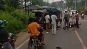 Pick Up Pengangkut Kelapa Tabrakan Dengan Motor di depan PLTU Labuan II, Korban Luka Berat