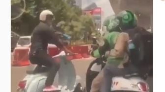 Viral Video Pemotor Vespa Ngamuk Ajak Kelahi Ojol, Warganet: Coba Ada Ojol Lain Auto Sujud