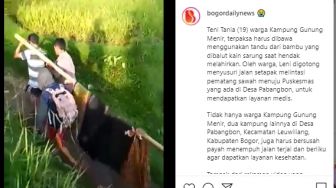 Miris! Susuri Jalan Setapak, Warga Bogor Ditandu ke Puskesmas