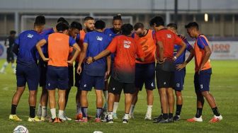 BRI Liga 1 Jeda Sepekan, Eduardo Almeida Geber Latihan Arema FC