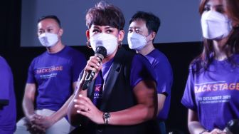 Aktris Sissy Priscillia saat ditemui di acara konferensi pers Film Backstage di Metropole, Jakarta Pusat, Kamis (7/10/2021). [Suara.com/Alfian Winanto]