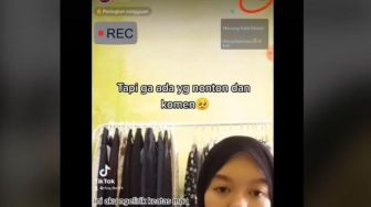 Viral Dari Nol Penonton, Akun Jualan Cewek Ini Tiba-tiba Banjir Karena Ini