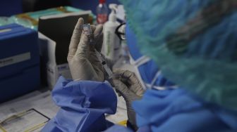 Vaksinasi Dosis Kedua untuk 50 Ribu Warga Ponorogo Molor dari Jadwal