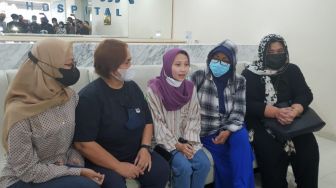 Dorce Gamalama  Dilarikan ke Rumah Sakit karena Idap Diabetes