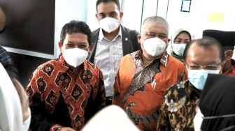 Dirut BPJS Kesehatan dan Komisi IX DPR Tinjau Puskesmas di Samarinda