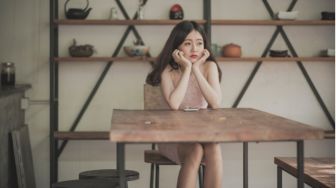 4 Cara Melupakan Mantan, Ampuh Bikin Cepat Move On