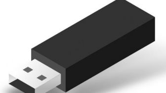 Flashdisk Baru Tetiba Rusak, Saat Dibongkar Isinya Bikin Ngenes