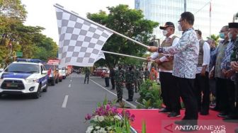 Mobil Masker Beroperasi di Kota Makassar, Kepala BNPB Resmikan Peluncurannya