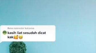 Wanita Mengecat Tembok Tanpa Pakai Kuas, Hasilnya di Luar Dugaan