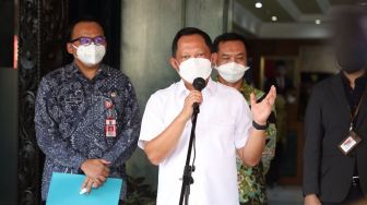 Sebut Silatnas APDESI Bukan Acara Politik, Mendagri Tito Malah Salahkan Media Bikin Berita Dukungan Jokowi 3 Periode