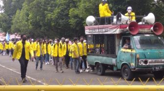 Demo Rektorat, Mahasiswa UI Tuntut Perubahan Statuta Kampus