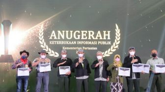 Atas Kinerjanya, Ditjen PSP Raih 2 Kategori Anugerah Keterbukaan Informasi Publik Kementan