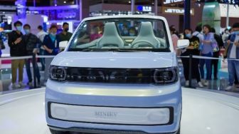 Ini Harga Mobil Listrik Mini Wuling Keluaran China