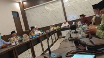 PWNU Jatim Usung Gus Yahya Jadi Calon Ketum PBNU