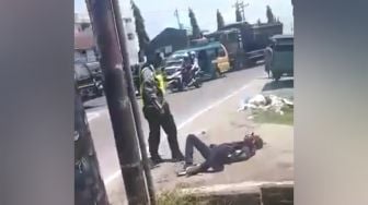 Anak Buah Pukuli Warga hingga Terkapar, Kapolresta Deli Serdang Minta Maaf