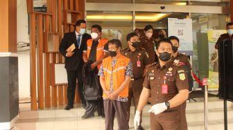 Korupsi BOS & BOP, Eks Kepala Sekolah SMKN 53 dan Staf Sudin Pendidikan Jakbar 1 Ditahan