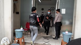 Ancam Nasabah Pinjol Tak Bayar Pakai Gambar Porno, Indo Tekno Nusantara Digerebek Polisi