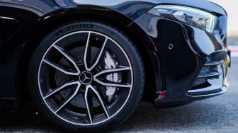 Gandeng Mercedes-Benz, Michelin Hadirkan 3 Seri Ban Kendaraan Premium