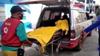 2 Jasad Tinggal Tulang Korban Tabrakan Kapal TB Mitra Jaya di Sampang Dievakuasi
