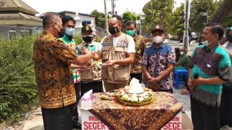 Gelar Tumpengan, Pedagang PPKLY Jalan Jensud Mulai Tempati Lokasi Baru