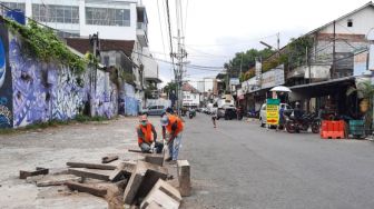 Terdampak Pembangunan Jalan, Pedagang Jalan Perwakilan Minta Bisa Tetap Berjualan