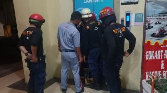 Tragis, Tukang Instalasi Listrik Tewas Terjepit Lift di Ruko Taman Surya Jakbar
