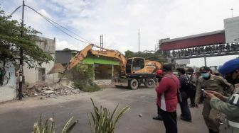 Robohkan 15 Rumah di Wonokromo, Pemkot dan PN Surabaya Kerahkan 610 Personel Polisi