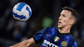 Ivan Perisic, Pemain Serie A Pertama yang Bikin Gol Penalti dengan Kaki Kanan dan Kiri