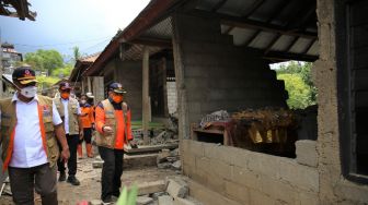 Tinjau Lokasi Gempa Bali, Kepala BNPB Pastikan Kebutuhan Pengungsi Tercukup