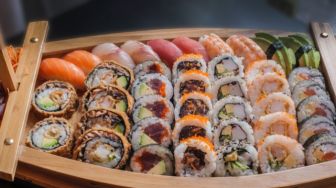 Resep Makanan Simple, Bikin Sushi ala Rumahan Tanpa Alat Penggulung