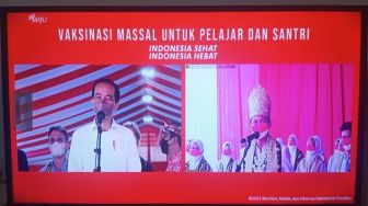 Momen Epic, Tebak-tebakan Pelajar Asal Lampung Buat Presiden Jokowi Tertawa