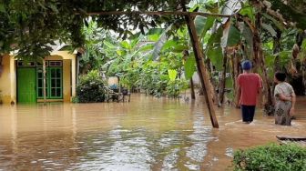 BMKG: Waspadai Potensi Banjir Hingga Badai Tropis di Jateng Selatan