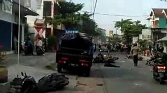 Bentrok Mencekam  Antara Perguruan Silat Dengan Warga Daerah Lain, 3 Pemuda Luka Parah