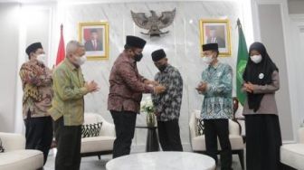 Afi Ahmad Ridlo Santri Pesantren Nurul Jadid Paiton Probolinggo Jadi Menteri Agama