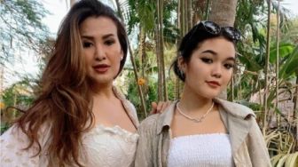 Penampilan Anak Gadis Liza Natalia Rayakan Ultah ke 17 Tahun Disorot: Kirain Itu Adik Kandungnya