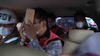 Kejagung Tahan 3 Tersangka Kasus Transaksi Fiktif Rp149 M Perum Perindo