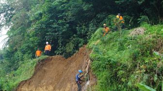 Longsor Banjarnegara,Korban Sempat Terkubur 20 Menit