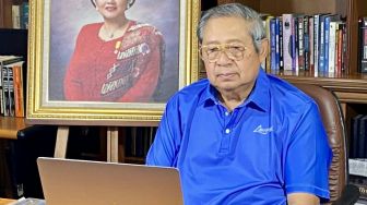 Sekjen PDIP: Pak SBY Dulu Surveinya juga Tinggi, tapi Keputusan Bagaimana?
