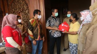 Program Vaksinasi Door To Door di Kota Semarang, Hendi: Warga Sehat dan Dapat Sembako