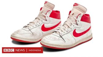 Sepatu Merah Putih Michael Jordan Terjual Rp21 Miliar