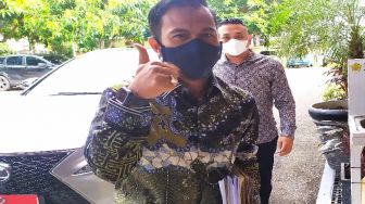 Jalani Pemeriksaan KPK, Pimpinan DPRA Bawa Sejumlah Dokumen