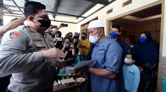 Temui Keluarga Almarhum Gilang di Karanganyar, Kapolresta Solo: Kami Usut Sampai Tuntas