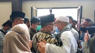 Bupati Muara Enim Juarsah Divonis 4,5 Tahun, Keluarga Menangis di Ruang Sidang