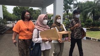 Agar Grasi Dikabulkan Jokowi, Anak Merri Utami Serahkan 1.000 Dukungan Petisi ke KSP